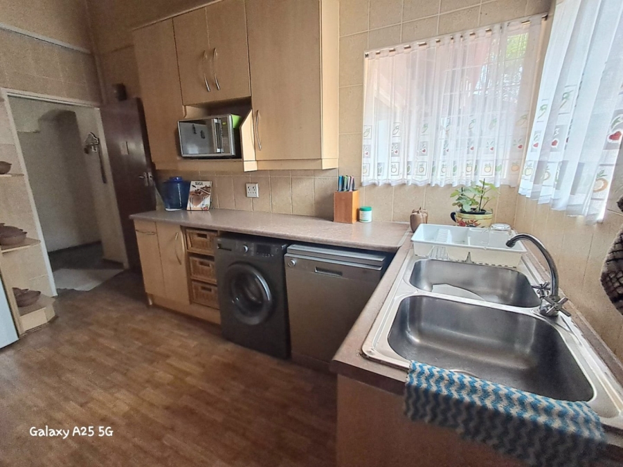 3 Bedroom Property for Sale in Vaalpark Free State